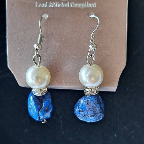 Ladies pearl & stone necklace & earring set nwt - Picture 3 of 6